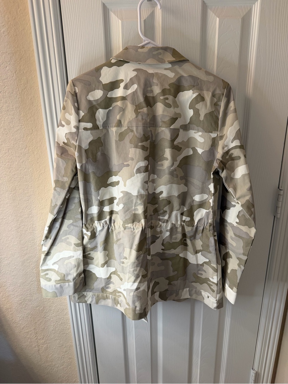 Boston Proper Women's Beige & Olive Camo Utility Jacket - Picture 8 of 12